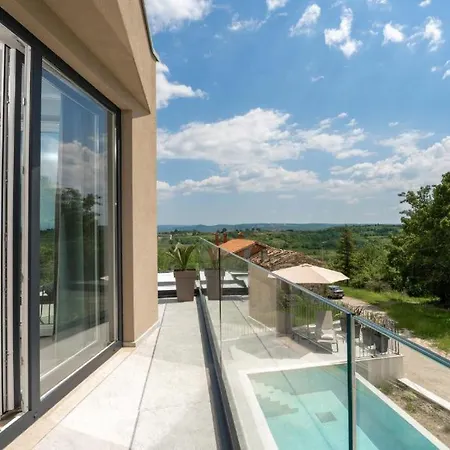 Venta By Seeadria Agency